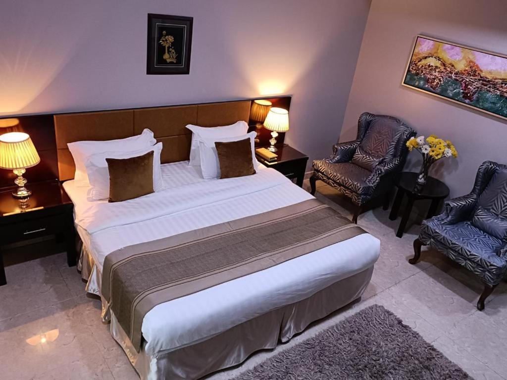 One To One Aparthotel Al Khobar Exterior photo